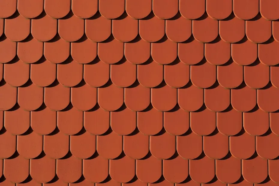 Choisir entre rénovation et remplacement de toiture : quel est le bon choix pour votre maison ?